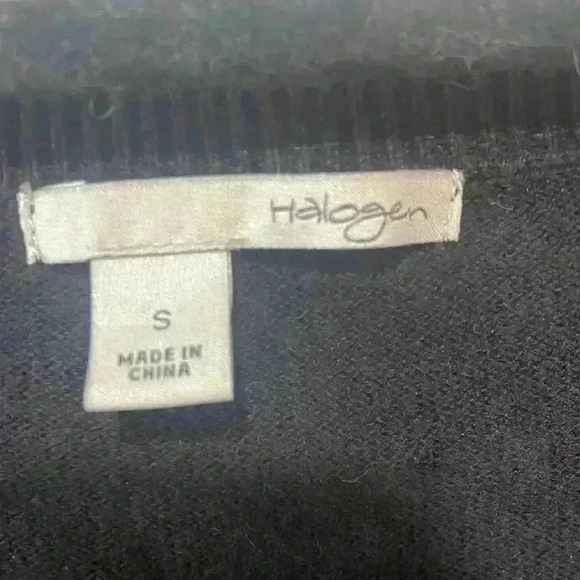 Halogen button down sweater with floral beaded design black size small - Picture 2 of 8